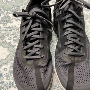 Mens on clouds worn 3 times